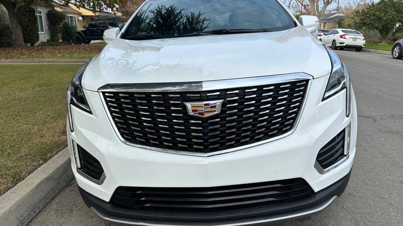 CADILLAC XT5 2023 1GYKNCR47PZ129323 image