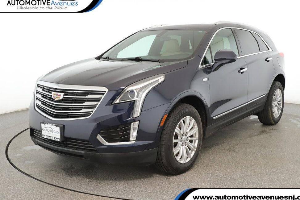 CADILLAC XT5 2017 1GYKNARS1HZ242026 image