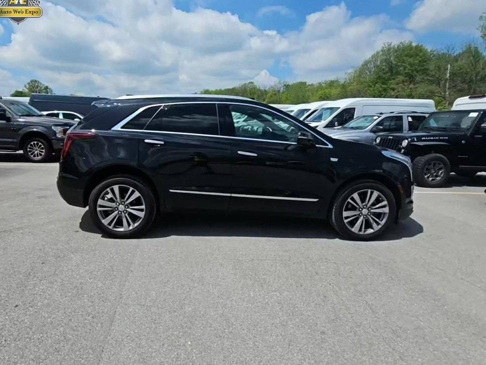 CADILLAC XT5 2024 1GYKNDR40RZ738942 image