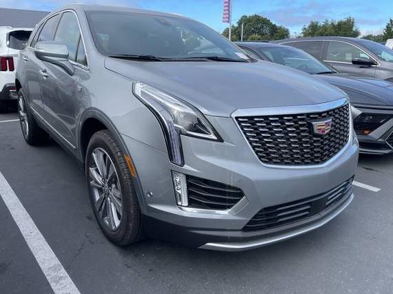 CADILLAC XT5 2025 1GYKNDRS6SZ123610 image