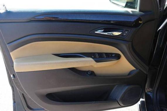 CADILLAC SRX 2014 3GYFNEE37ES678878 image