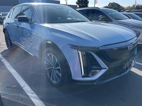 CADILLAC LYRIQ 2024 1GYKPVRK2RZ125901 image CADILLAC LYRIQ 2024 1GYKPVRK2RZ125901 image