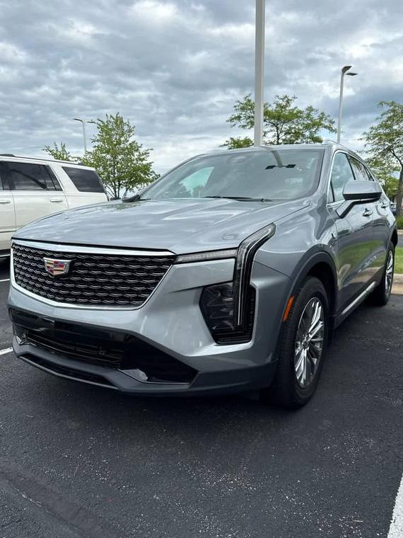 CADILLAC XT4 2024 1GYFZDR45RF102539 image