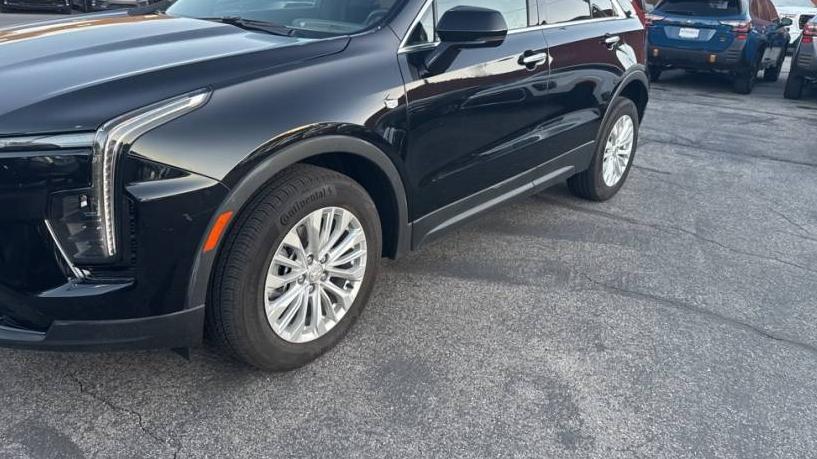 CADILLAC XT4 2024 1GYFZBR43RF130134 image