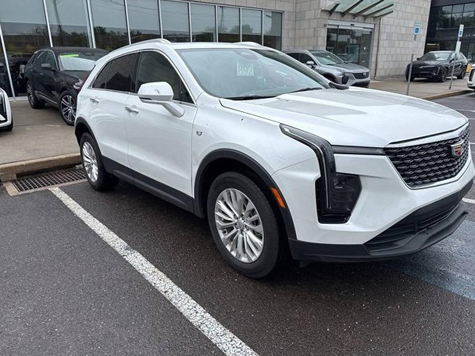 CADILLAC XT4 2024 1GYFZBR45RF115747 image