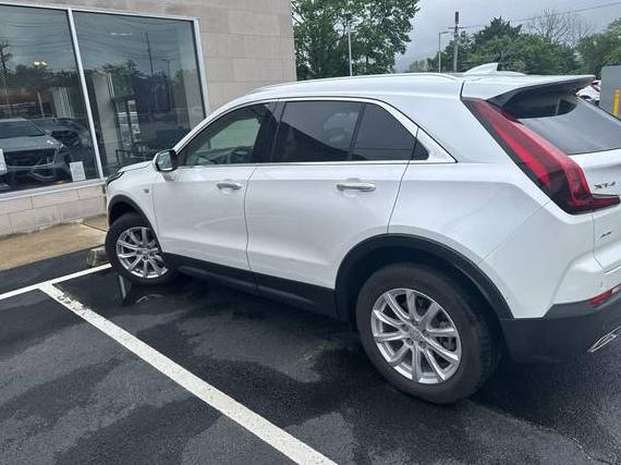 CADILLAC XT4 2022 1GYFZBR47NF118174 image