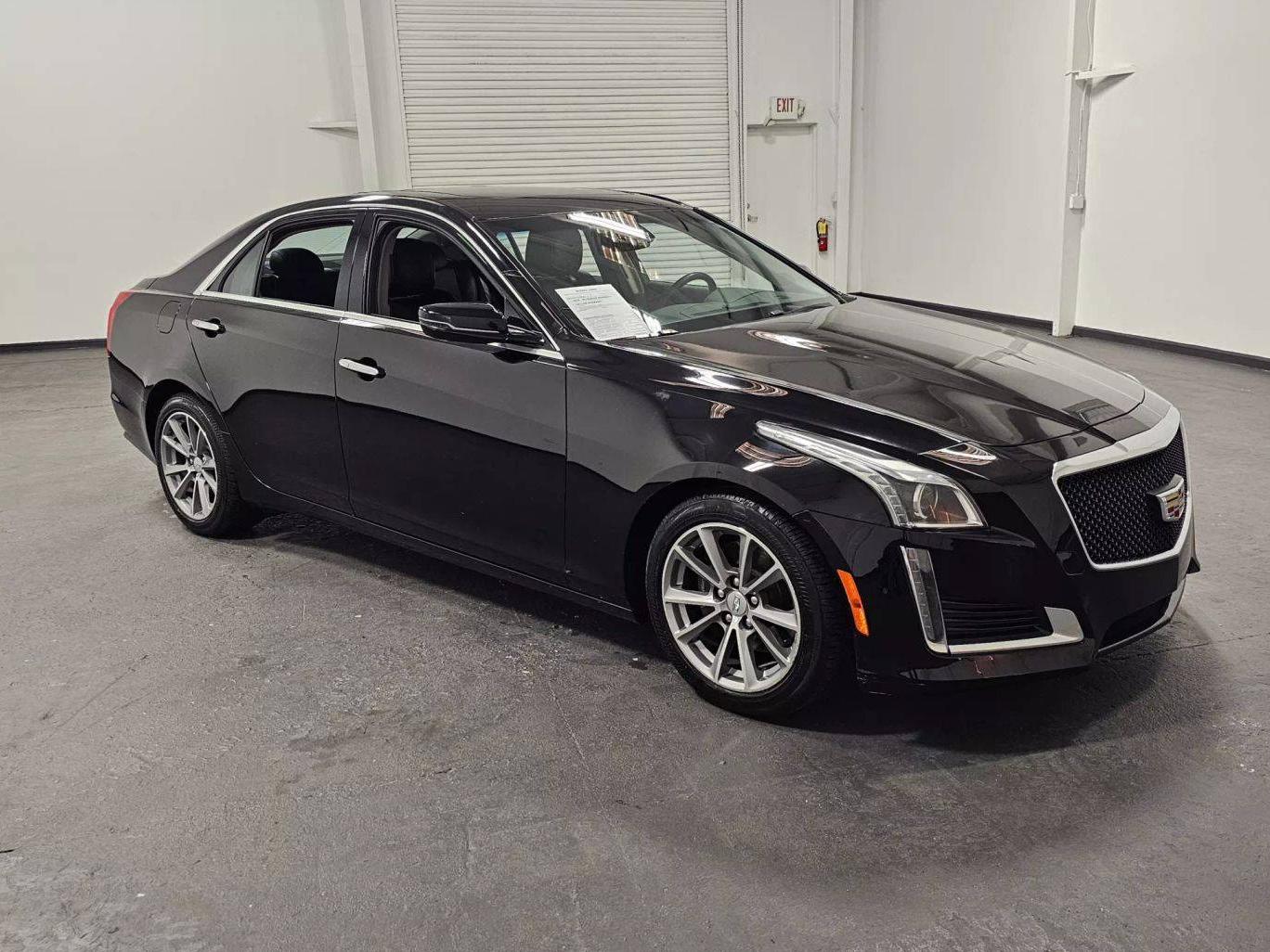 CADILLAC CTS 2018 1G6AR5SX5J0112699 image