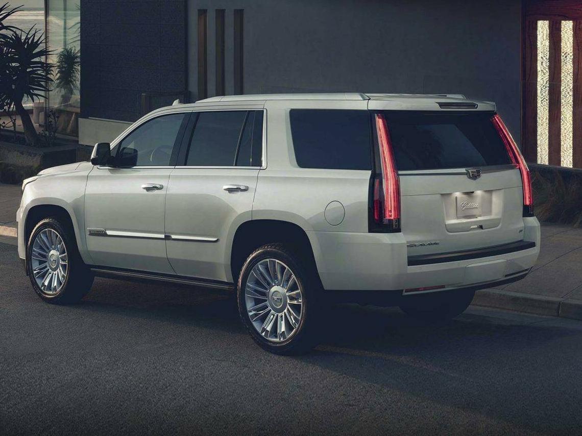 CADILLAC ESCALADE 2018 1GYS4BKJ1JR108553 image