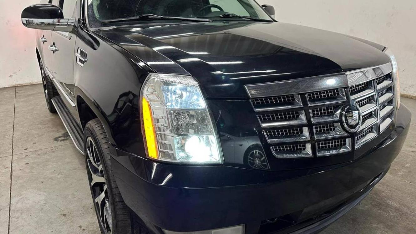 CADILLAC ESCALADE 2011 1GYS4HEF0BR103453 image